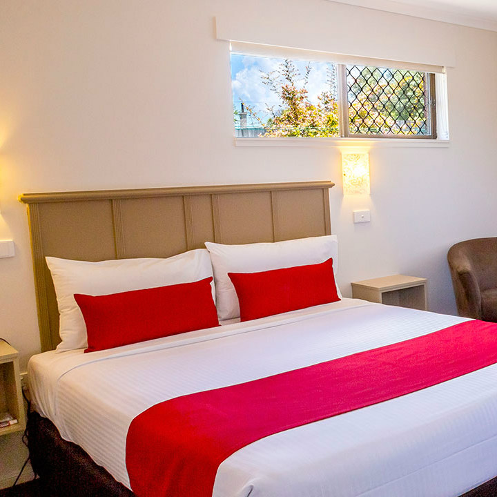 Apple & Grape Motel | travel agency | 63 Maryland St, Stanthorpe QLD 4380, Australia | 0746811288 OR +61 7 4681 1288