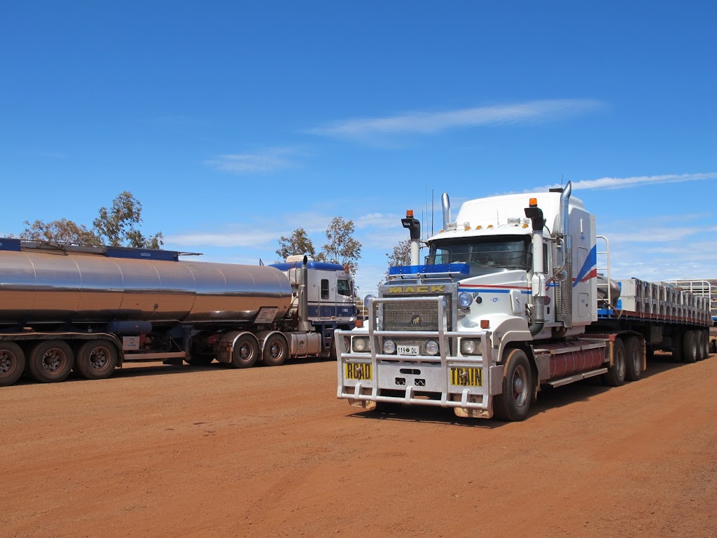 Dalwallinu Haulage | 3 Huggett Dr, Dalwallinu WA 6609, Australia | Phone: 0429 922 592