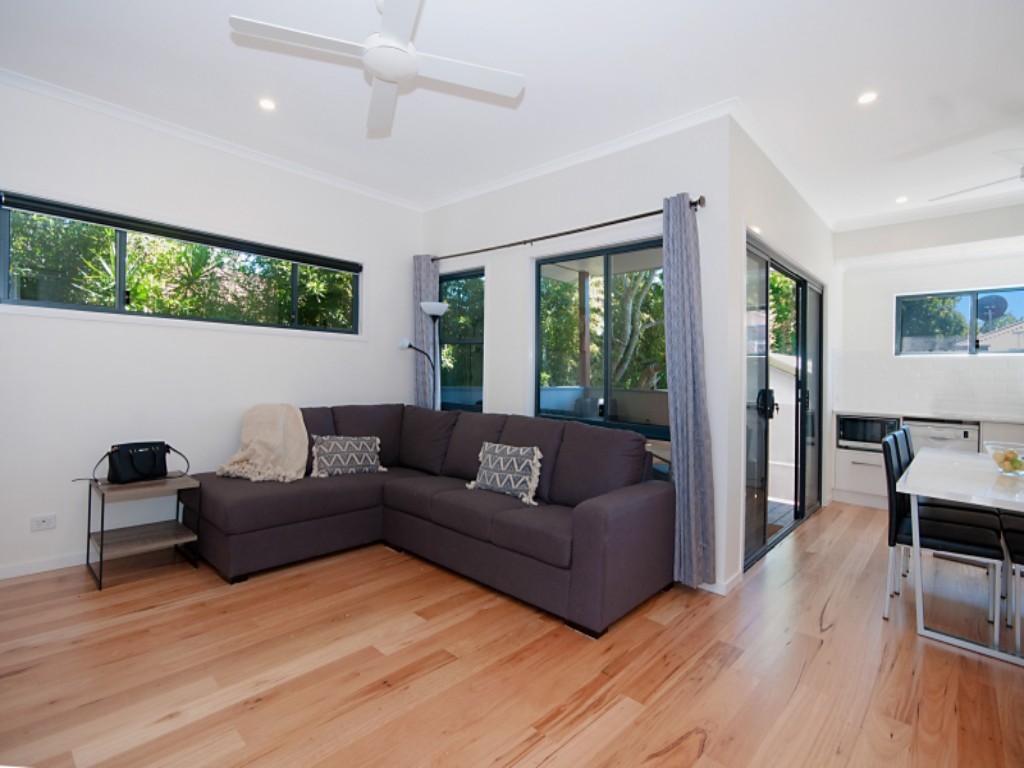 Jims Beach Houses | 67 Shirley Ln, Byron Bay NSW 2481, Australia | Phone: (02) 6680 7733