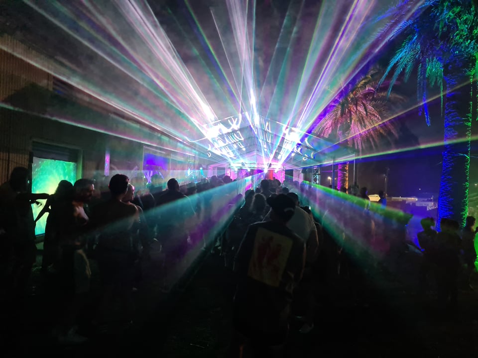 Mr Fireworks International PTY LTD | 174 Fischer Rd, Carbrook QLD 4130, Australia | Phone: (07) 3829 0143