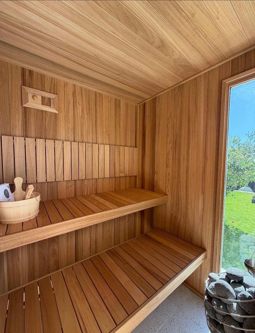 Southern Cross Saunas | 66 Swan St, Morpeth NSW 2321, Australia | Phone: 0403 599 223