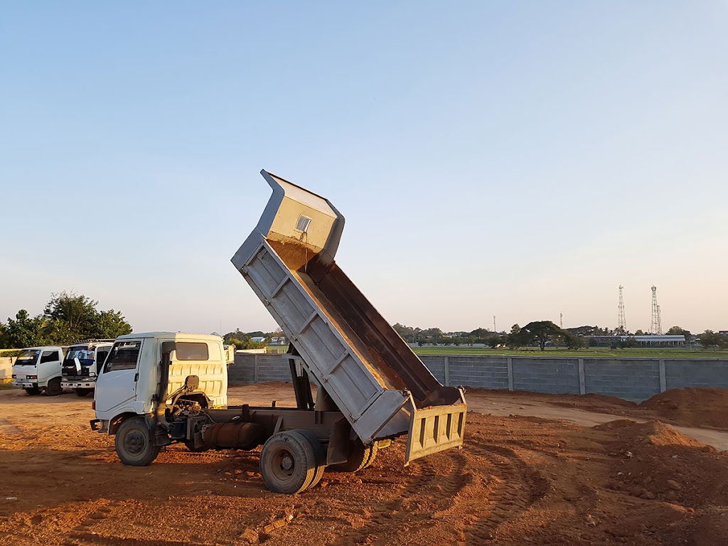 Rocks Off Tipper Hire | general contractor | 100 Dickson Rd, Leppington NSW 2179, Australia | 0240631297 OR +61 2 4063 1297