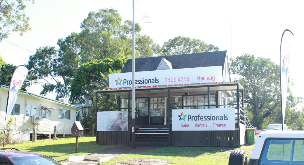Professionals Real Estate - Macleay Island | 29 Russell Terrace, MacLeay Island QLD 4184, Australia | Phone: (07) 3409 4255