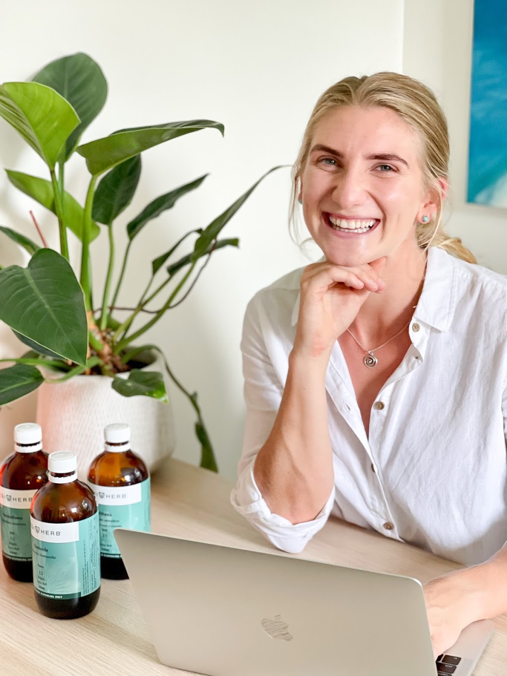 Mikaila Grace Naturopath | 2/132 Woodland St S, Balgowlah NSW 2093, Australia | Phone: 0401 096 706