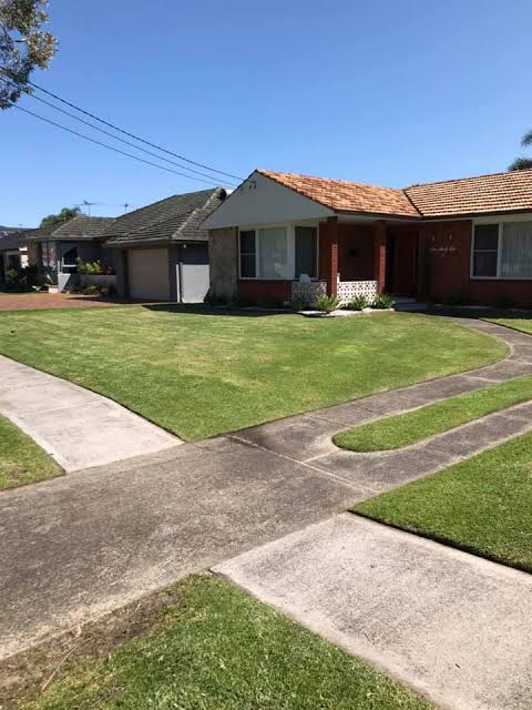 Lucky Lawn Care | 47 Helmsman Blvd, St Huberts Island NSW 2257, Australia | Phone: 0431 015 928