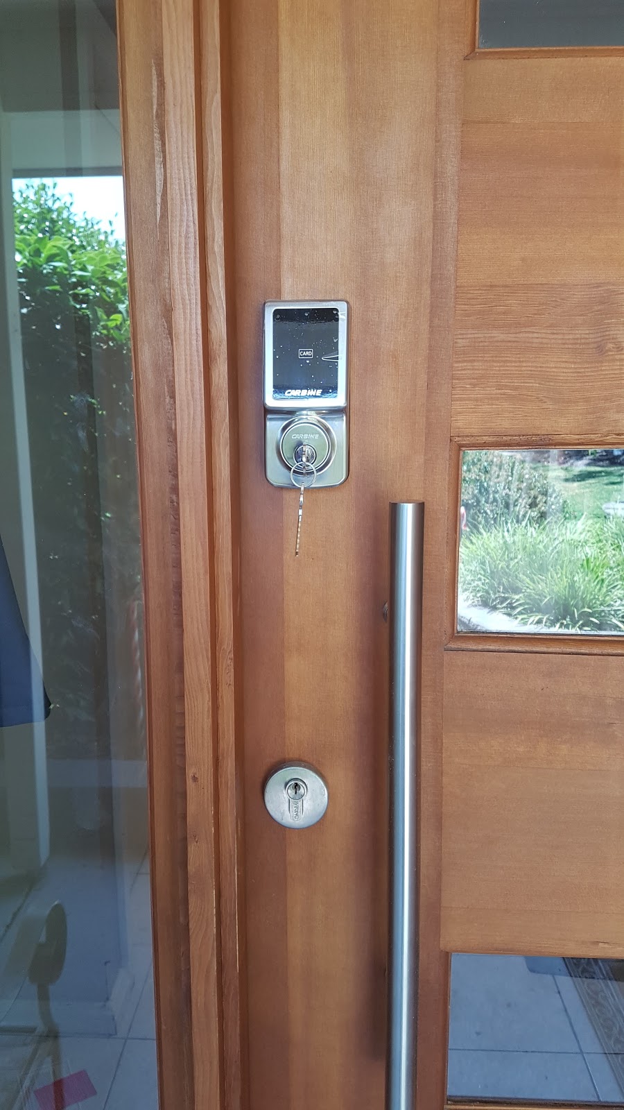 ultra locksmiths | 53 Maidstone St, Ringwood VIC 3134, Australia | Phone: 0411 730 510