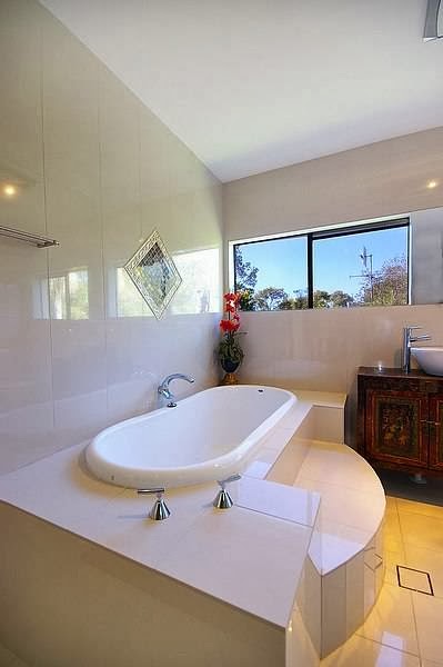 Sydney Bathrooms | 11 Jindabyne St, Frenchs Forest NSW 2086, Australia | Phone: (02) 9451 1505