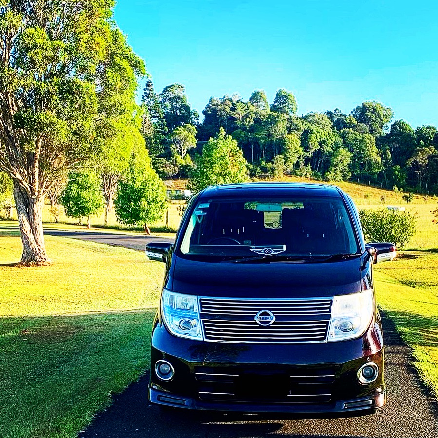 Top Shelf Transfers | Airport Transfers Gold Coast | 14 Kukulies Ct, Currumbin Waters QLD 4223, Australia | Phone: 0406 945 934