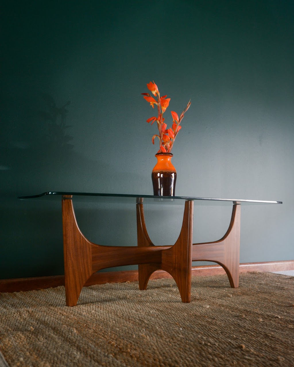 The Continuum - Mid Century Modern Furniture | 33 Orontes Cl, Sancrox NSW 2446, Australia | Phone: 0423 403 369
