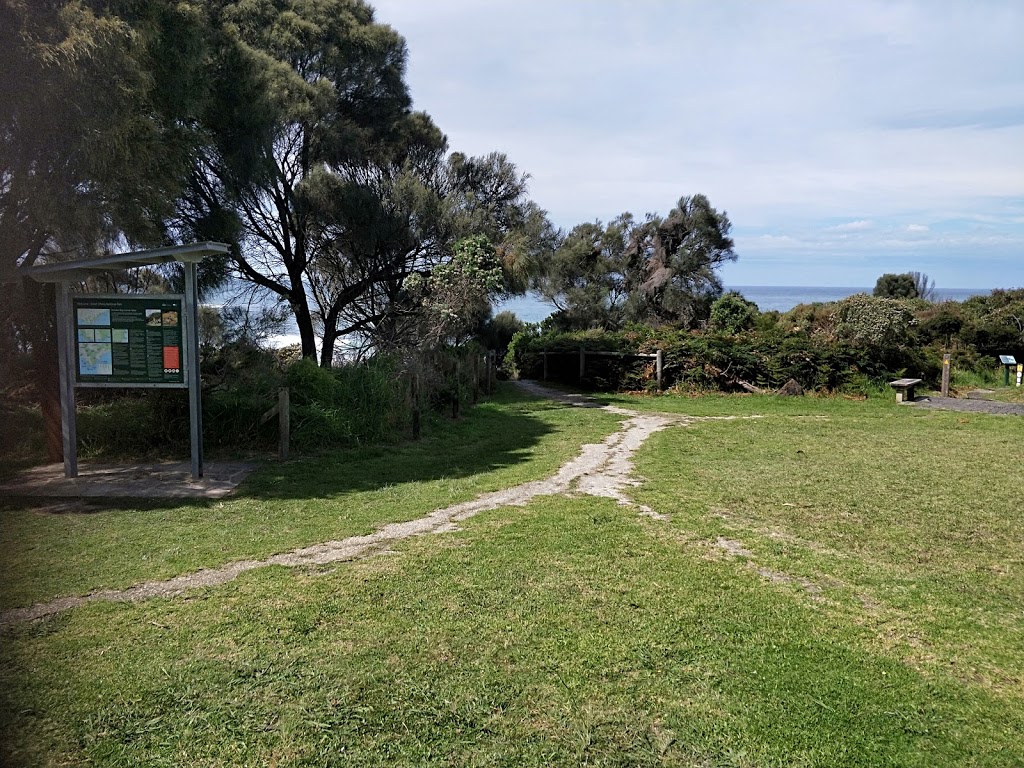 Blanket Bay Day Visitor Carpark | 80 Blanket Bay Rd, Cape Otway VIC 3233, Australia