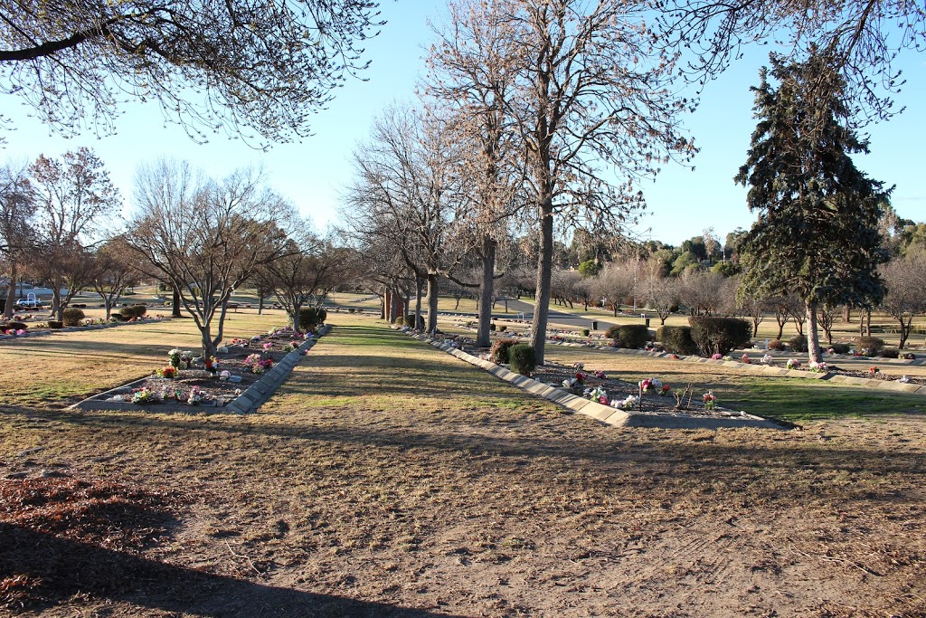 Maranatha Lawn Cemetery | cemetery | West Bathurst NSW 2795, Australia