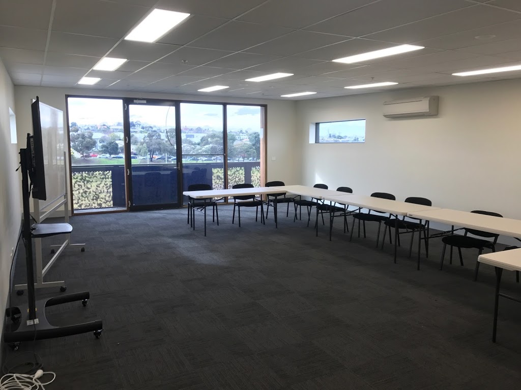 Australian Pacific Training Solutions - Geelong Training Centre | health | 11/18-20 Riversdale Rd, Newtown VIC 3220, Australia | 1300325001 OR +61 1300 325 001