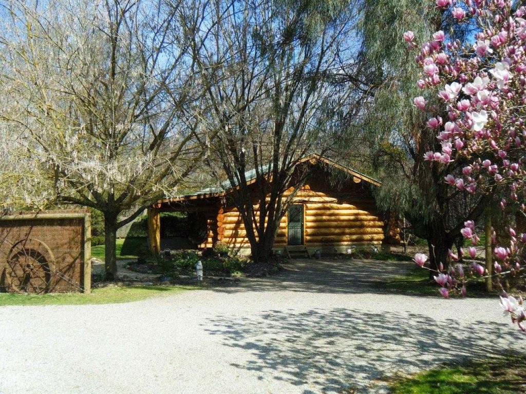 Tewksbury Lodge | lodging | 6876 Great Alpine Rd, Porepunkah VIC 3741, Australia | 0357562276 OR +61 3 5756 2276