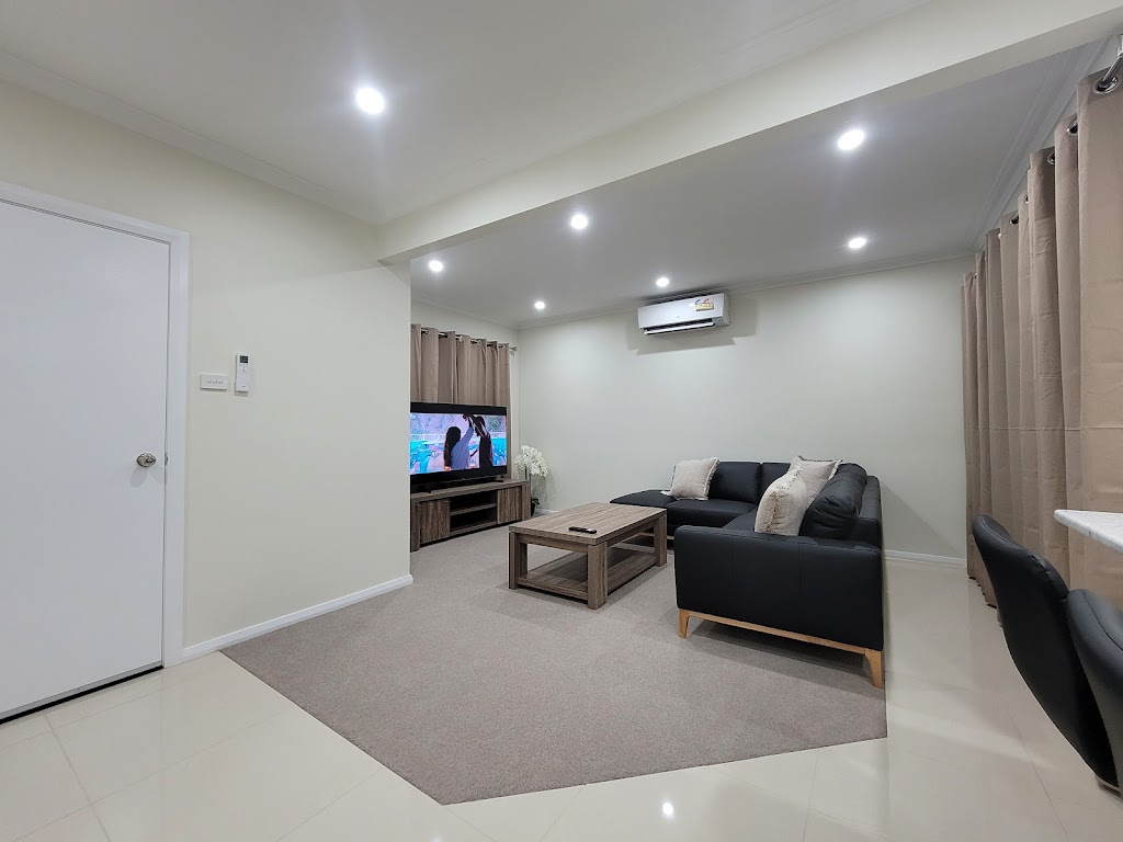 Luxy Life Accommodations | 9 Cooloola Pl, Shepparton North VIC 3631, Australia | Phone: 0407 032 032
