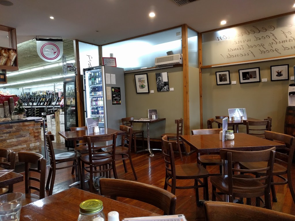 The Vines Cafe | cafe | 11 Chute St, Diamond Creek VIC 3089, Australia | 0394381249 OR +61 3 9438 1249