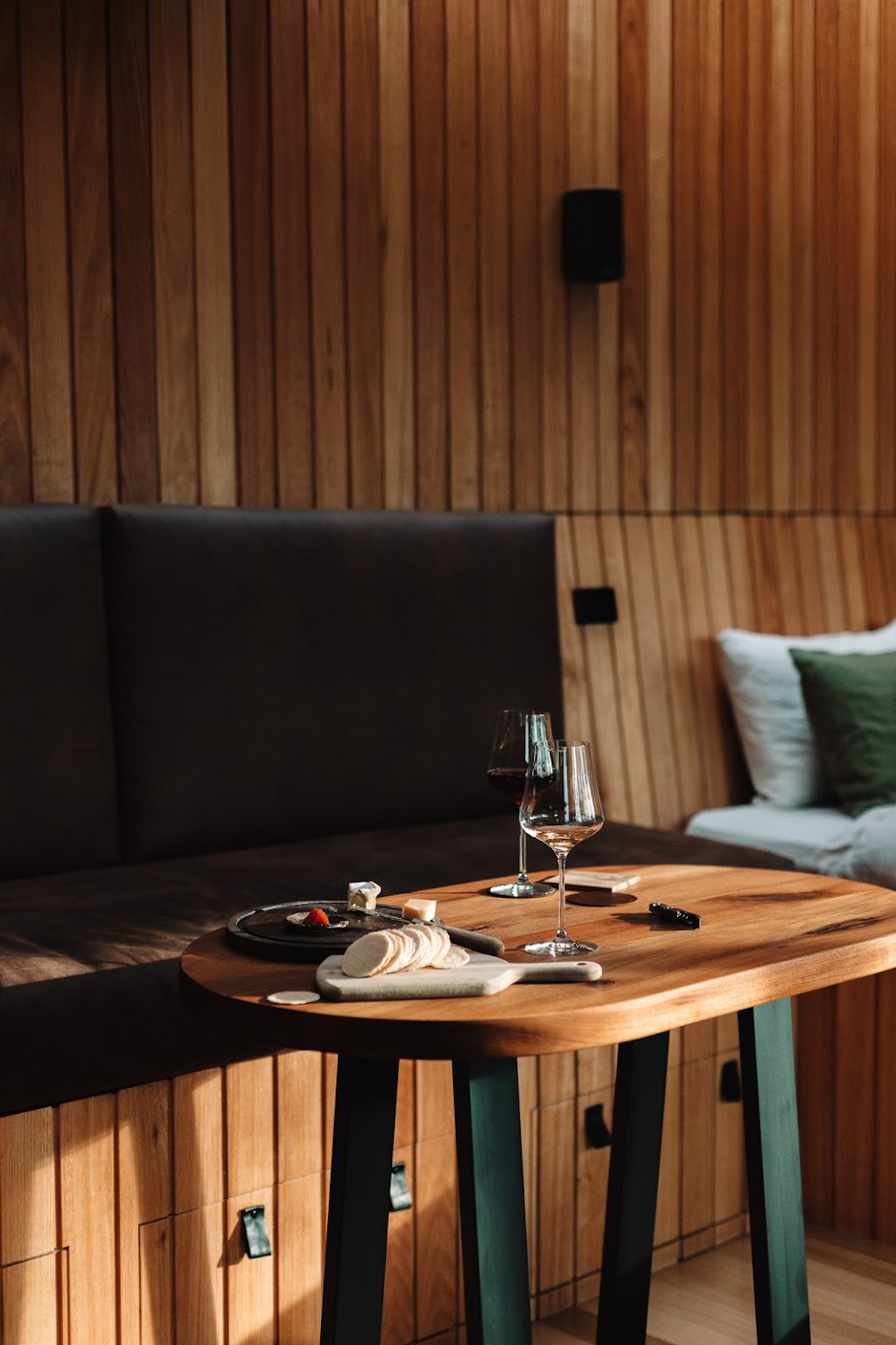 Hunter Huon Valley | 224 Sunny Hills Rd, Glen Huon TAS 7109, Australia | Phone: 0423 488 402