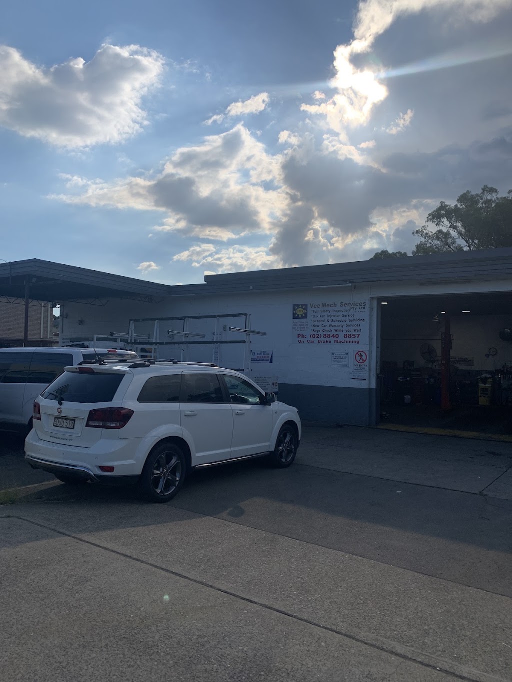 VEE MECH SERVICES | 1/28 Willis St, Rooty Hill NSW 2766, Australia | Phone: (02) 8840 8857