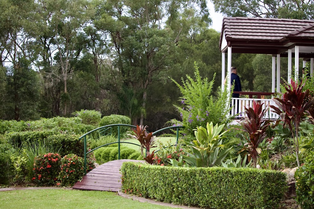 Cherbon Waters Weddings | 121 Cherbon St, Burbank QLD 4156, Australia | Phone: 0417 704 671