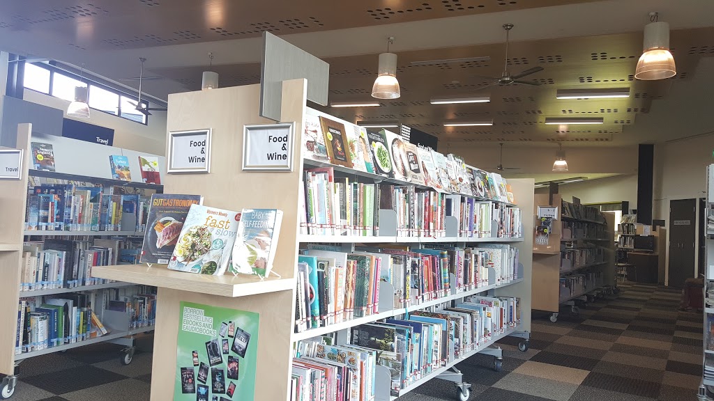 Pakenham Library | library | Cnr John St & Henry St, Pakenham VIC 3810, Australia | 0359406200 OR +61 3 5940 6200