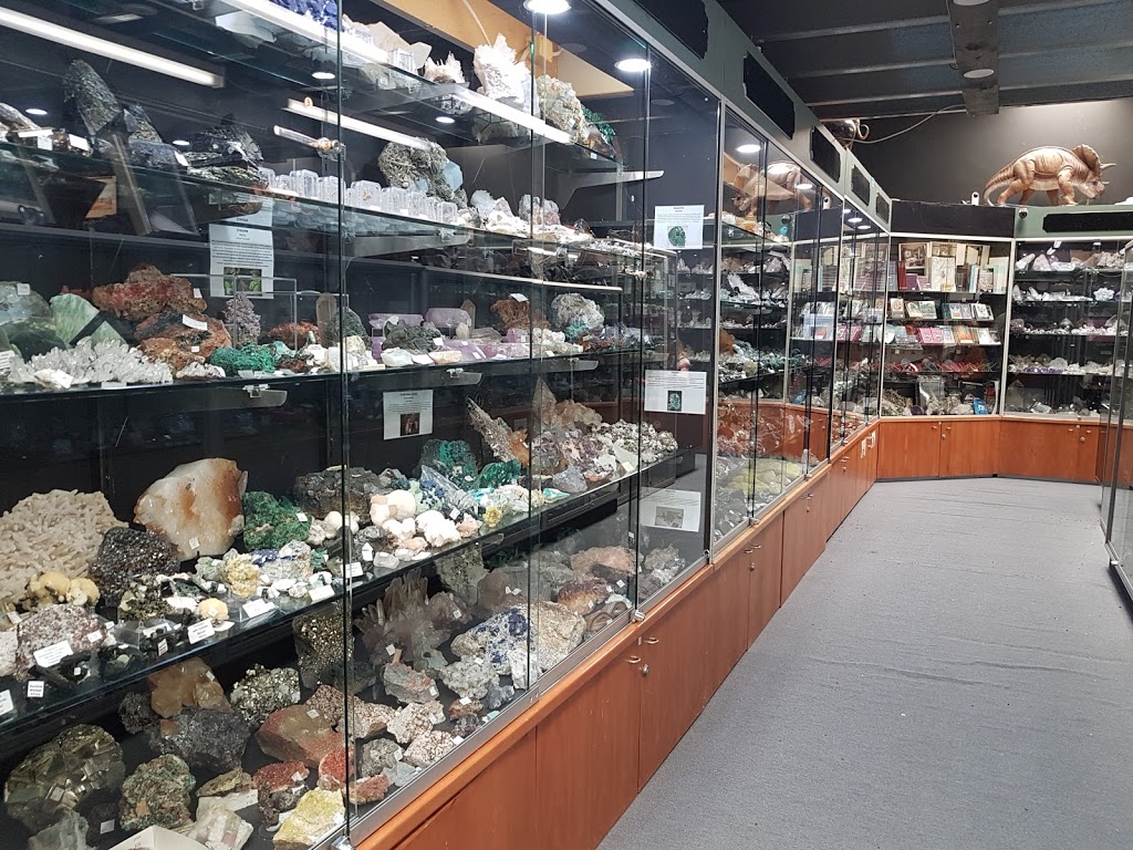 Crystal World | store | 13 Olive Rd, Devon Meadows VIC 3977, Australia | 0359982493 OR +61 3 5998 2493