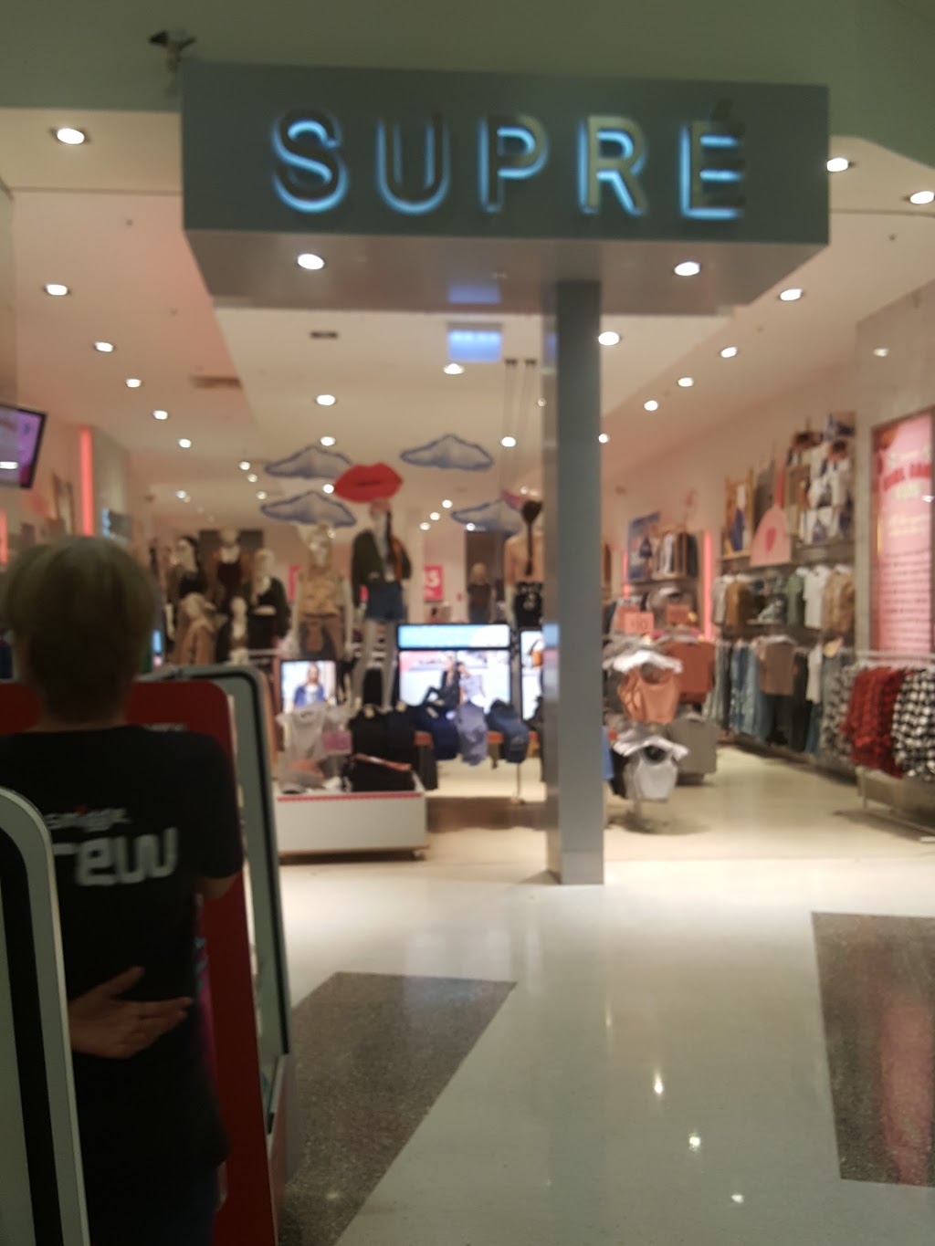 Supre | clothing store | Westfield Helensvale 1071, Gold Coast Hwy, Helensvale QLD 4212, Australia | 0755029700 OR +61 7 5502 9700