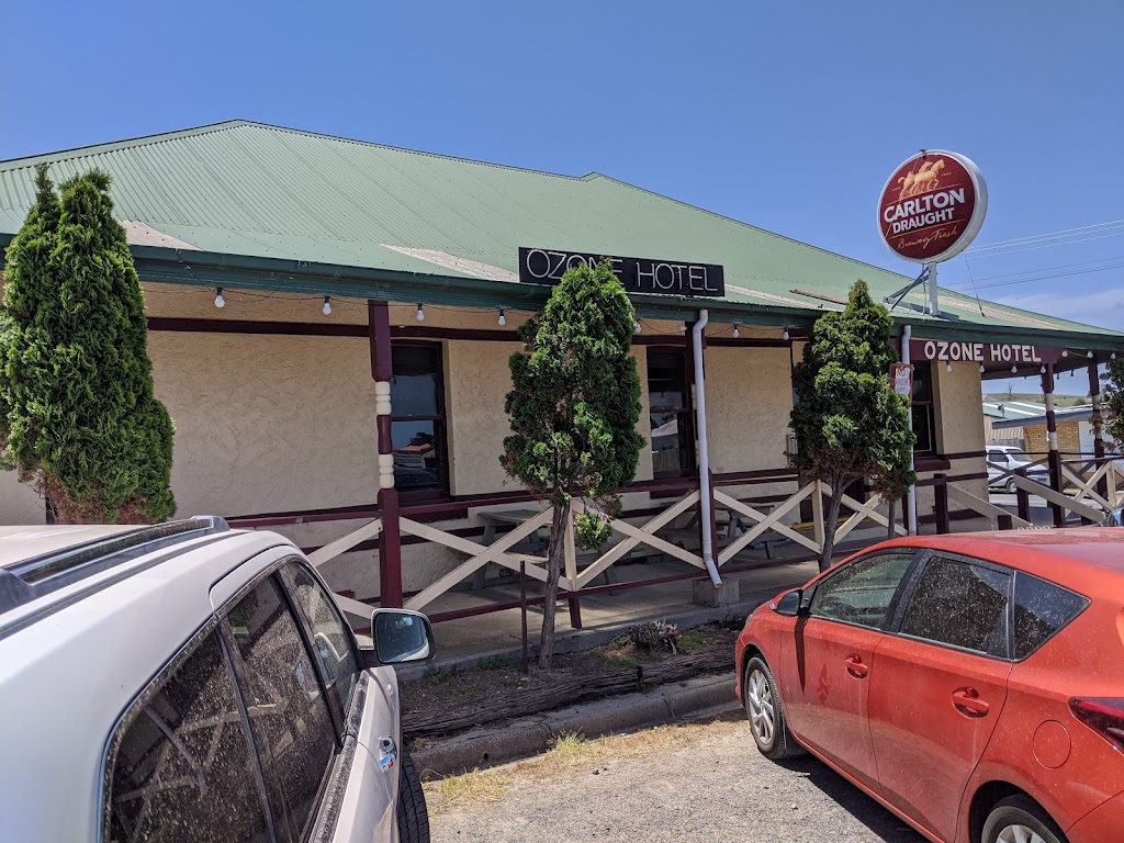 Ozone Hotel | Bass Hwy, Dalyston VIC 3992, Australia | Phone: (03) 5607 3780