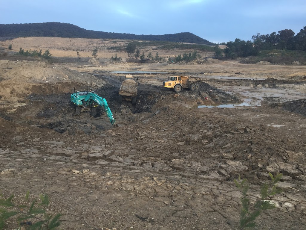 Miskles Earthmoving | 10 Kandos Tip Rd, Rylstone NSW 2848, Australia | Phone: (02) 6379 1256