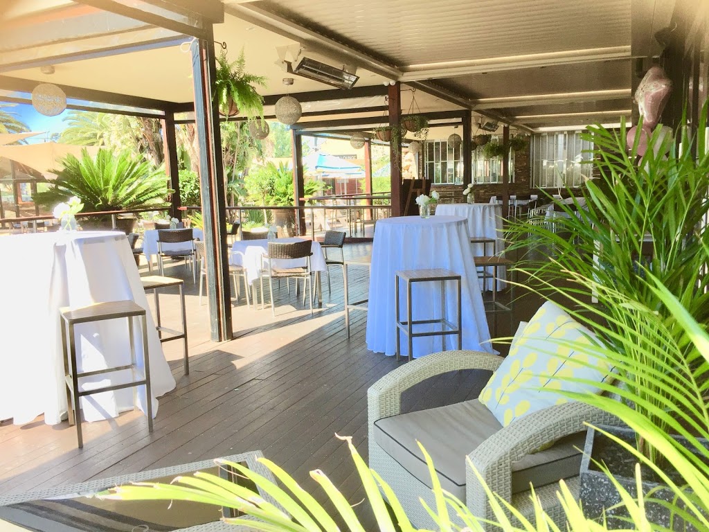 Towradgi Beach Hotel | restaurant | 170 Pioneer Rd, Towradgi NSW 2518, Australia | 0242833588 OR +61 2 4283 3588