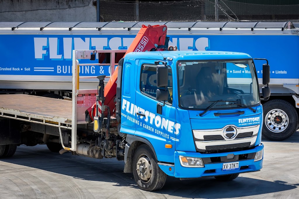 Flintstones Building & Garden Supplies Bacchus Marsh | 2822 Gisborne Rd, Merrimu VIC 3340, Australia | Phone: (03) 5367 4900