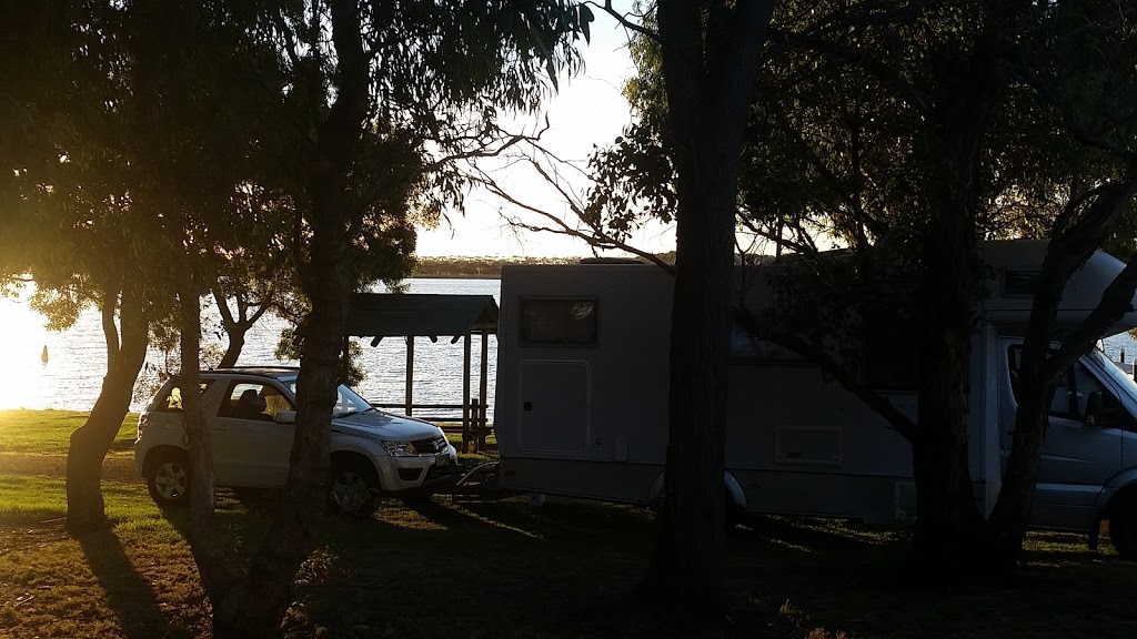 Deep Lake Recreation Reserve C.O.M | campground | Chatsworth Rd, Derrinallum VIC 3325, Australia | 0407201735 OR +61 407 201 735