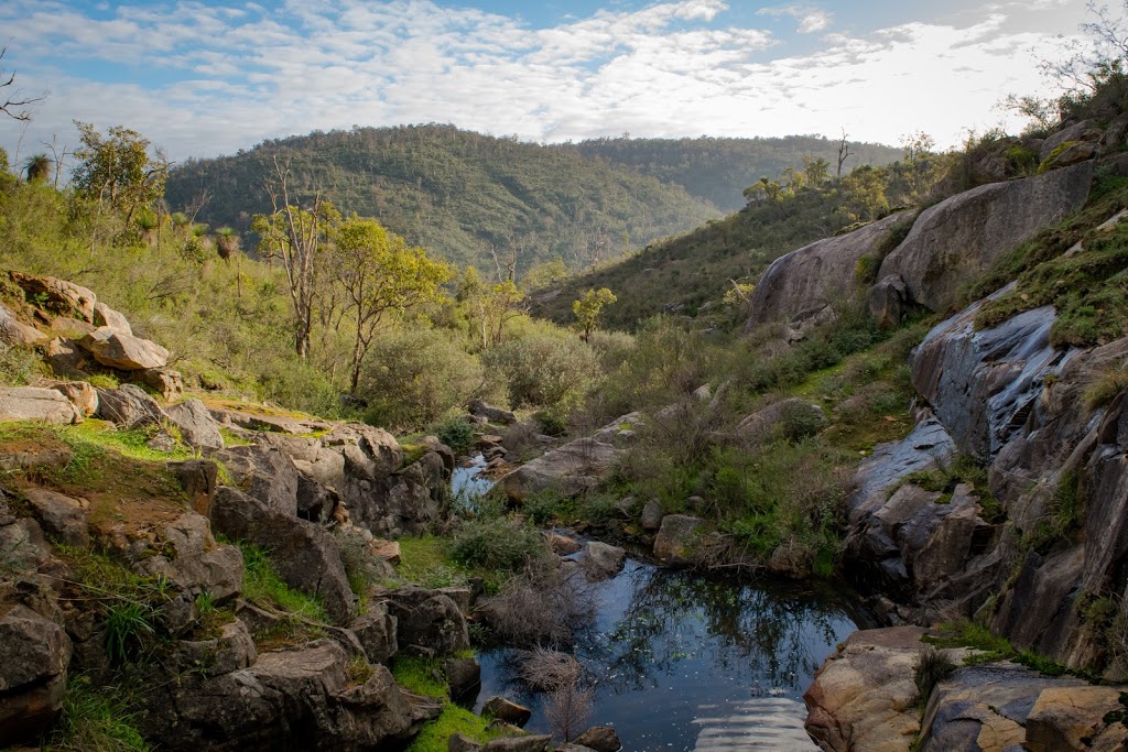 Paruna Wildlife Sanctuary | zoo | Clenton Rd, Gidgegannup WA 6083, Australia | 0895723169 OR +61 8 9572 3169