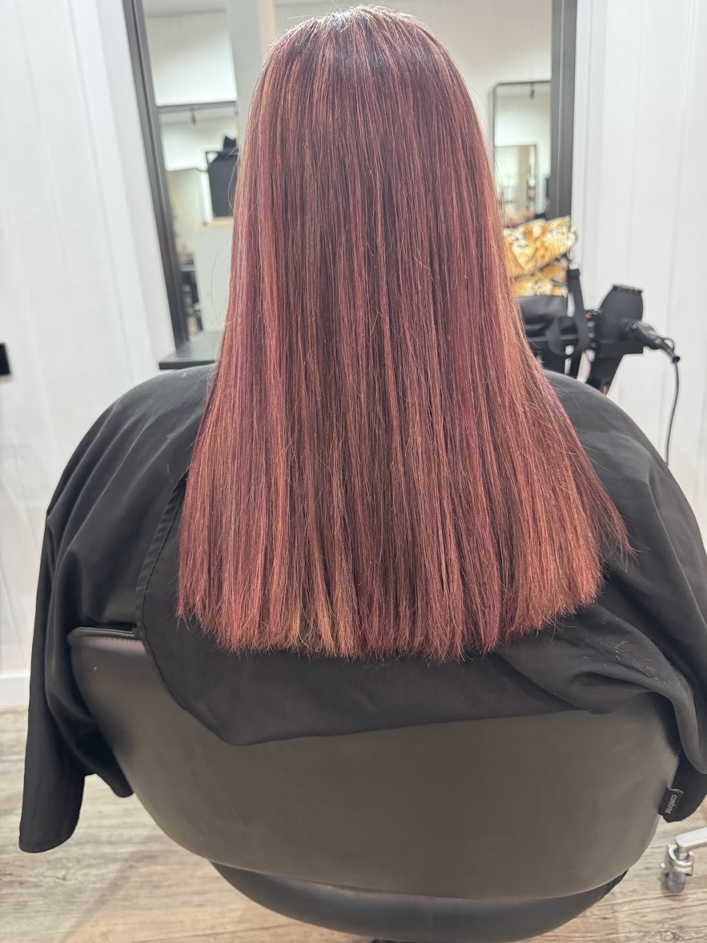 Edge And Embrace Hair Salon | 148/267 High St, Kangaroo Flat VIC 3555, Australia | Phone: (03) 5449 6964