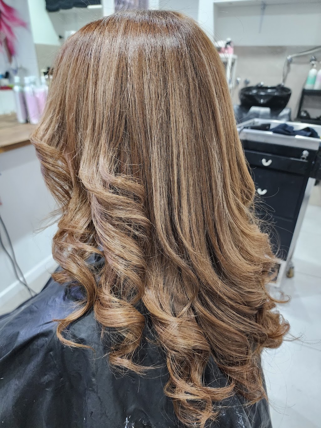 Gold Hair and Beauty | Blue Heeler Dr, New Beith QLD 4124, Australia | Phone: 0403 882 858