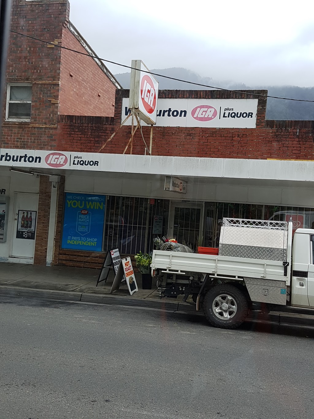 IGA Warburton Plus Liquor | 3465 Warburton Hwy, Warburton VIC 3799, Australia | Phone: (03) 5966 2370