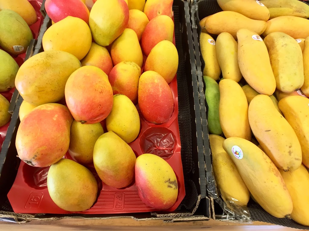 Town & Country Fruit & Vegetables | store | 2660 Albany Hwy, Kelmscott WA 6111, Australia | 0893907173 OR +61 8 9390 7173