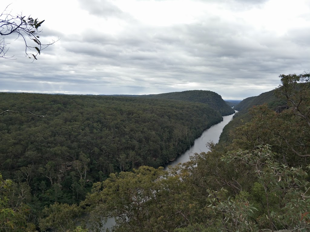Nepean Gorge Lookout | Blue Mountains Dr, Blue Mountains National Park South NSW 2787, Australia
