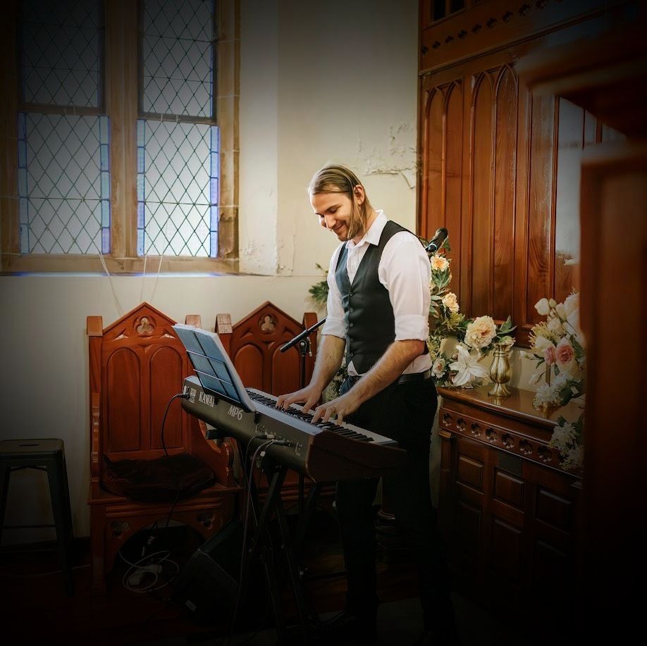 Kolossal music | 25 Thorncliffe Ave, Thornton NSW 2322, Australia | Phone: 0466 302 242