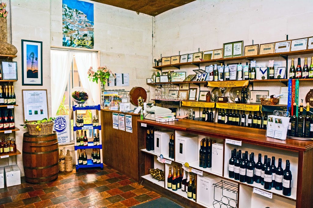 Robinvale Organic Wines | store | 243 Robinvale-Sea Lake Rd, Robinvale VIC 3549, Australia | 0350263955 OR +61 3 5026 3955