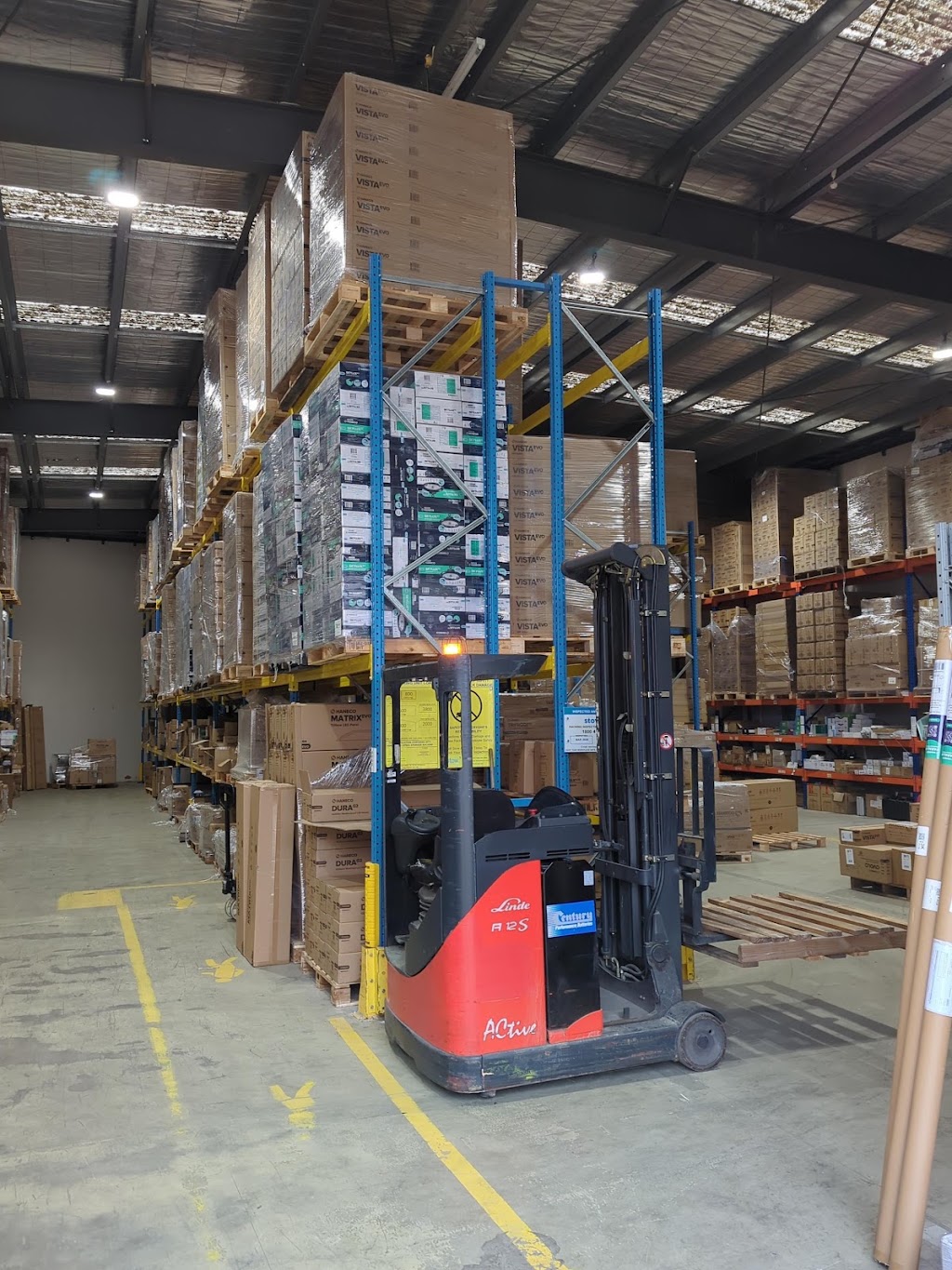 Haneco Lighting | 7 Phoenix Ct, Braeside VIC 3195, Australia | Phone: (03) 9008 6109