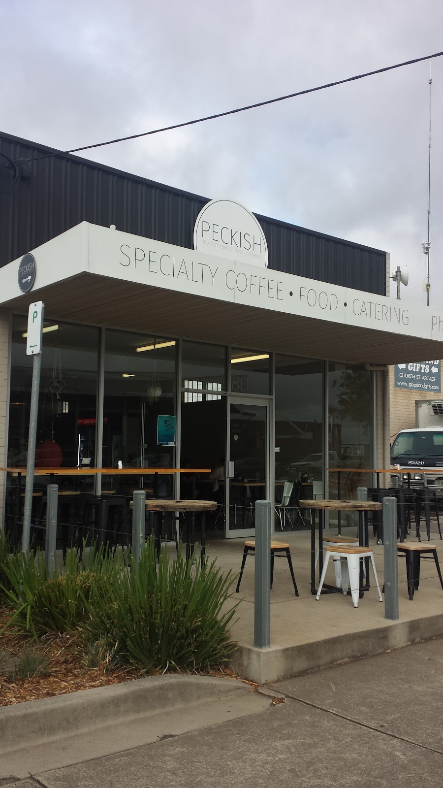 Peckish Cafe Takeaway | cafe | 80 Buckley St, Morwell VIC 3840, Australia | 0351344701 OR +61 3 5134 4701