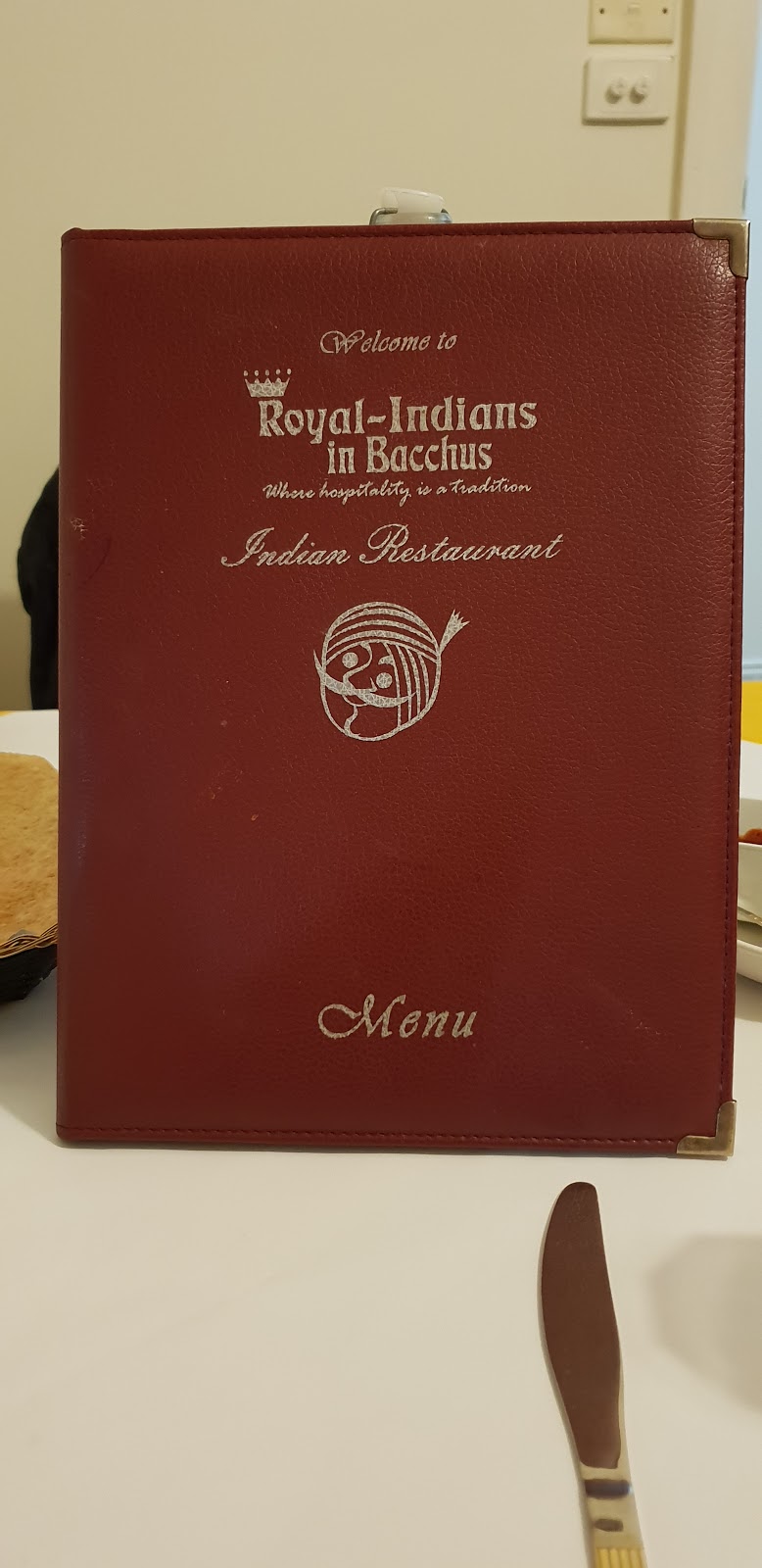Royal Indian Ballan | restaurant | 122 Inglis St, Ballan VIC 3342, Australia | 0353907652 OR +61 3 5390 7652