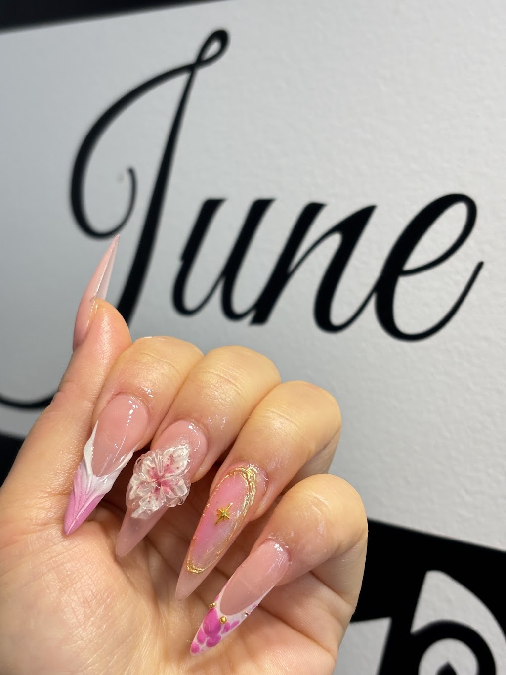 Beautiful Nails & Spa | 4 Blackscroft Rd, Thornhill Park VIC 3335, Australia | Phone: 0421 489 960