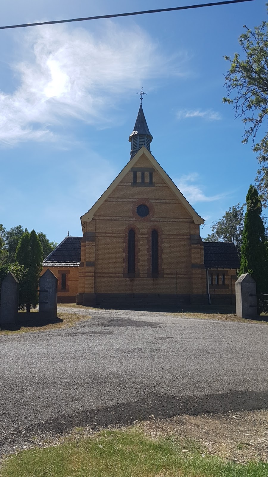 Holy Trinity Anglican Church, Lochinvar | church | Cantwell Rd, Lochinvar NSW 2321, Australia | 0249383277 OR +61 2 4938 3277