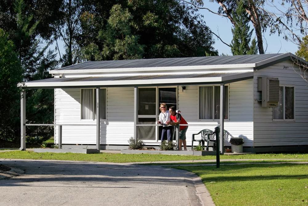 Discovery Parks - Moama West | campground | Merool Rd, Moama NSW 2731, Australia | 1800674239 OR +61 1800 674 239