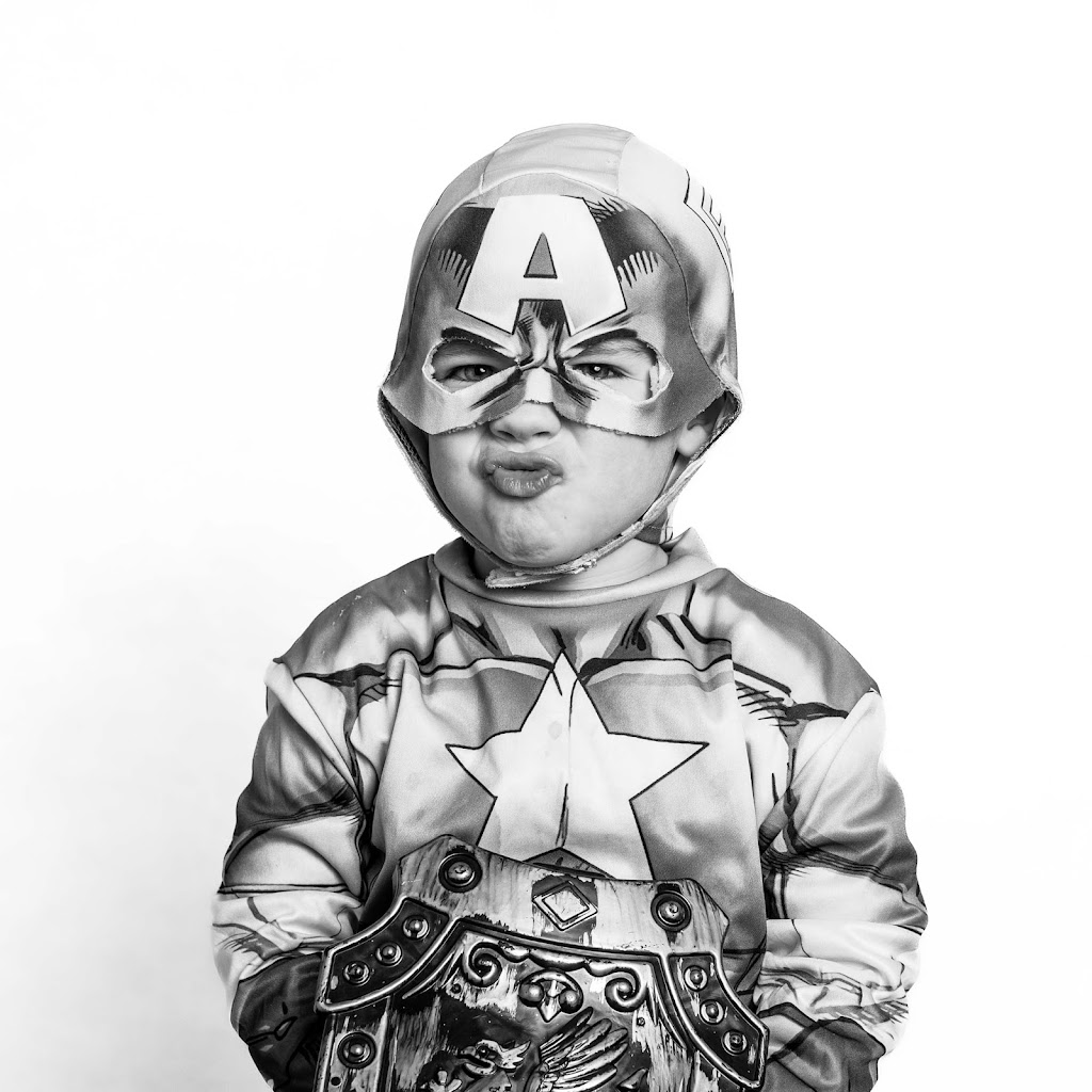 Chuckleberry Portraits | 18 Point Rd, Mooney Mooney NSW 2083, Australia | Phone: 0402 473 134
