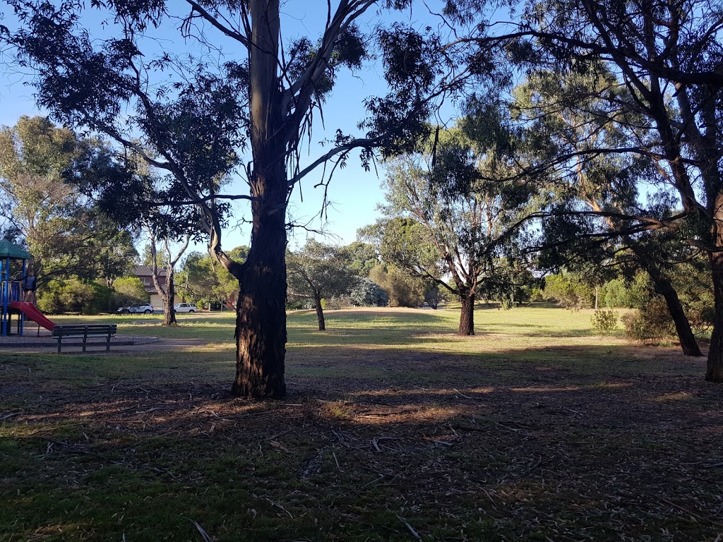Yarralumla Reserve | park | Yarralumla Dr, Langwarrin VIC 3910, Australia