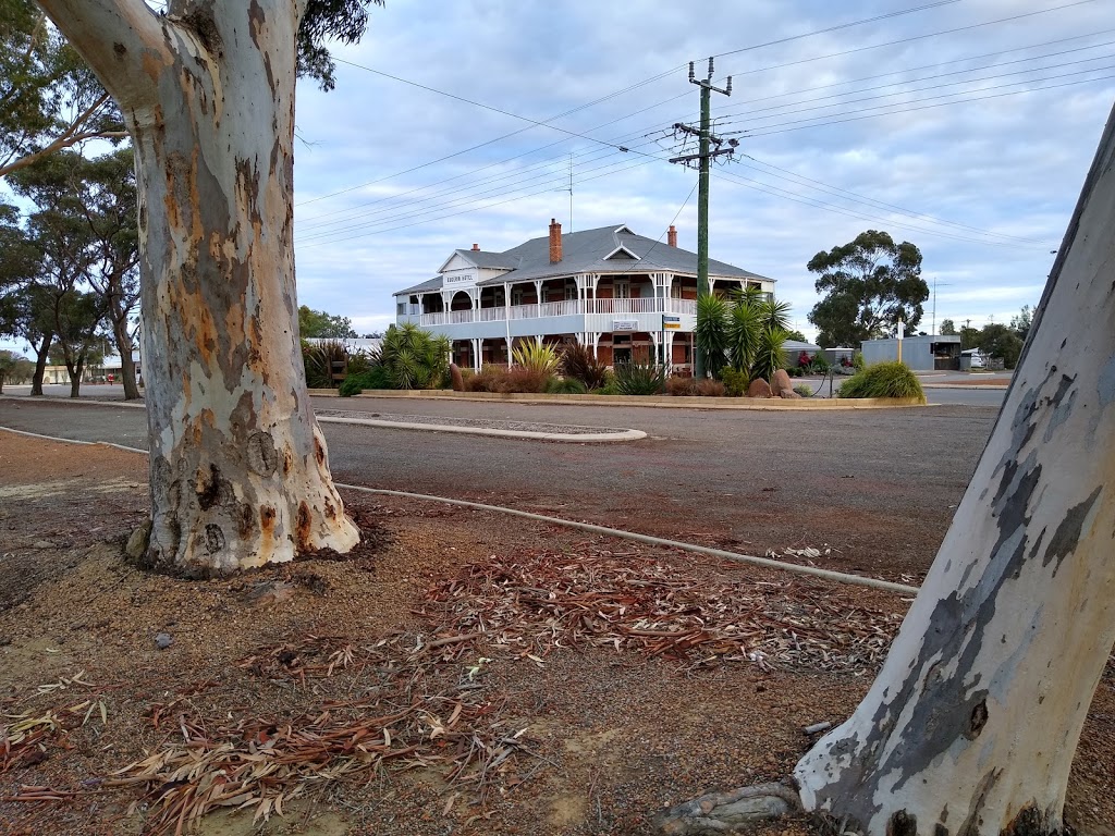 Kukerin Hotel | 31 Scaddan St, Kukerin WA 6352, Australia