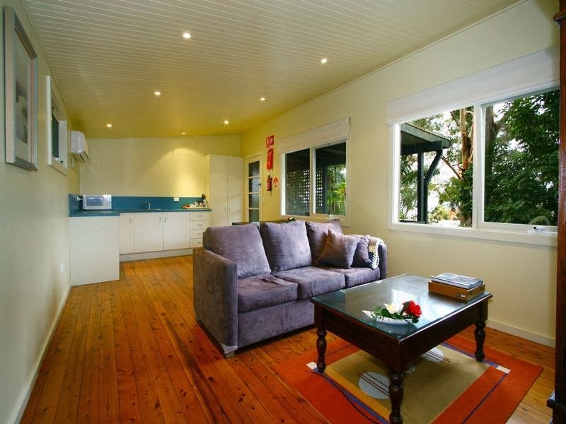 Austinmer Garden Cottage | lodging | 18 Balfour Rd, Austinmer NSW 2515, Australia | 0414449631 OR +61 414 449 631