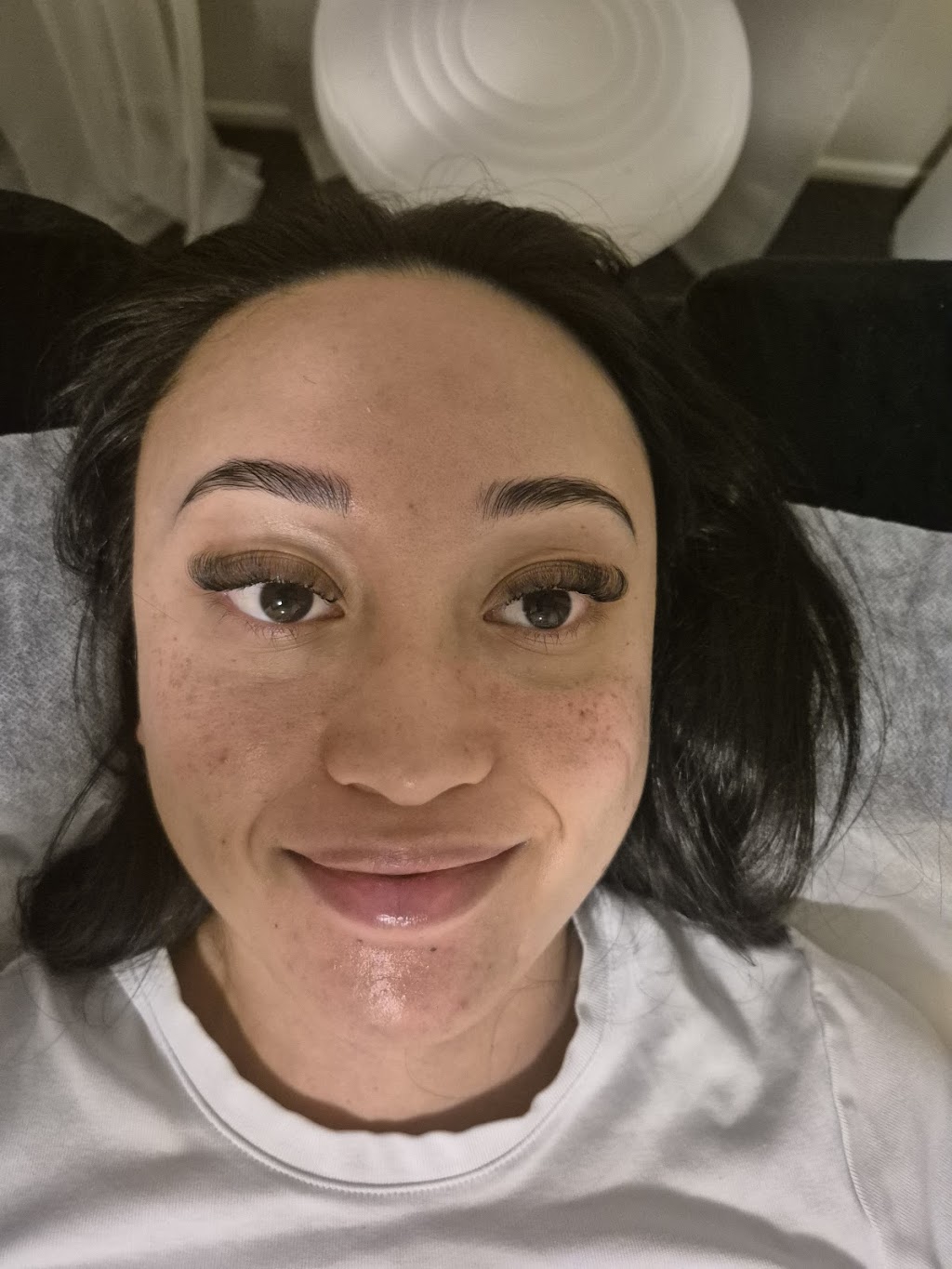 Lash Bloom CQ | 5 Donovan Cres, Dysart QLD 4745, Australia | Phone: 0483 799 254