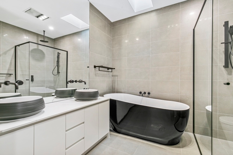 Bright Renovation Bathroom Supplies | 198 Discovery Rd, Dandenong South VIC 3175, Australia | Phone: (03) 9706 6618